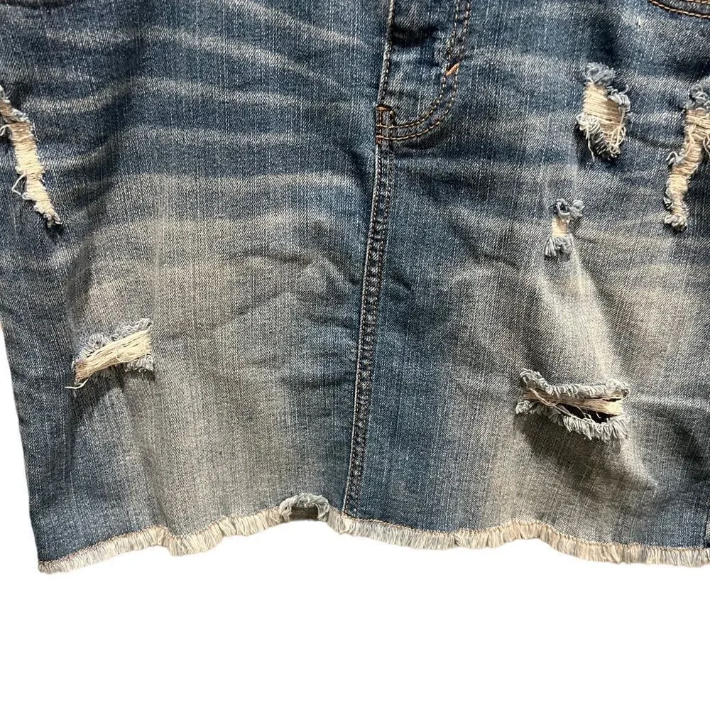 Mossimo Supply Co medium‎ wash distressed denim mini skirt size 8